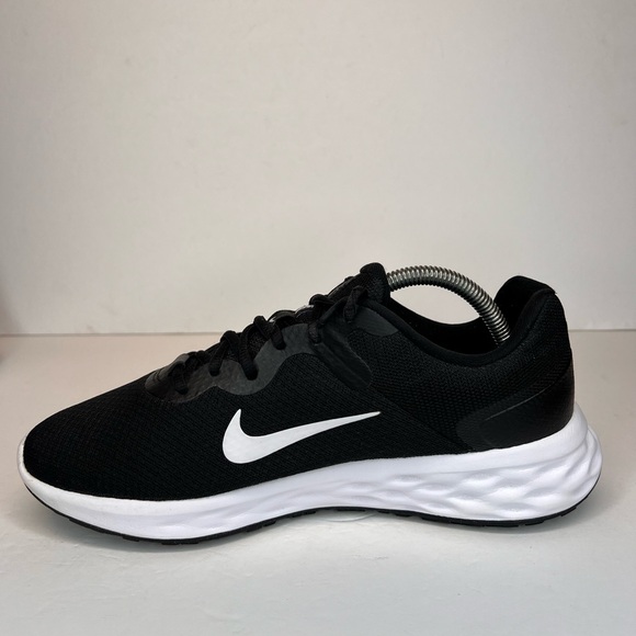 Nike  Revolution  6  Next Nature Men's Size 8M DC3728-003 Blk/White XLNT! No box - Picture 8 of 15